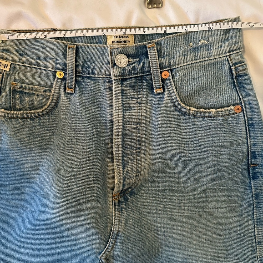 Citizens Of Humanity Astrid Mini Skirt in Archive High waisted - Picture 7 of 8